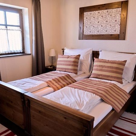 Zsindelyes Cottage Erpatak Luaran gambar