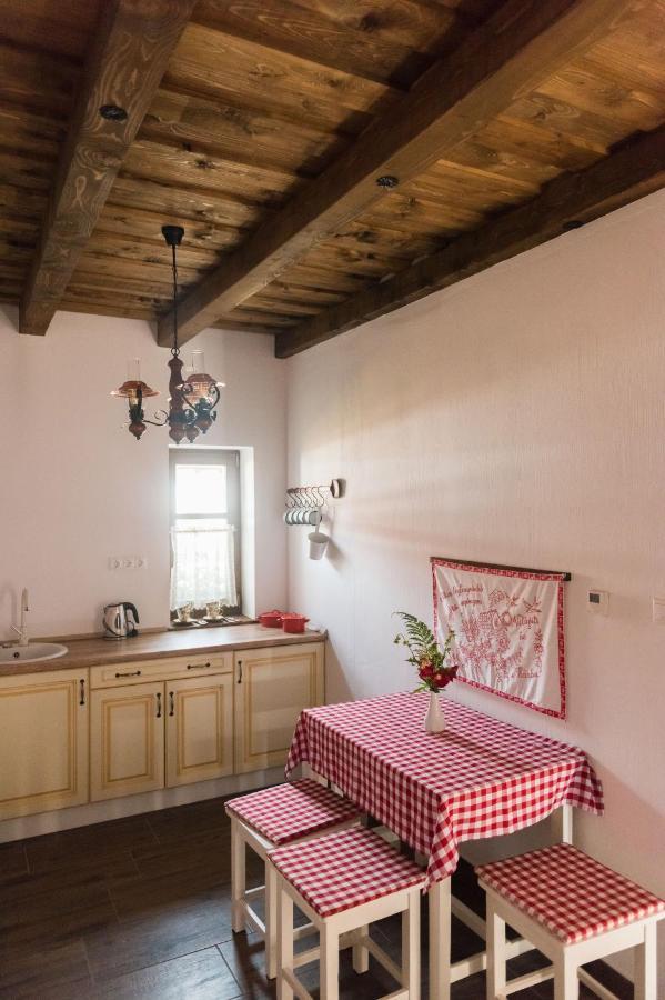 Zsindelyes Cottage Erpatak Luaran gambar