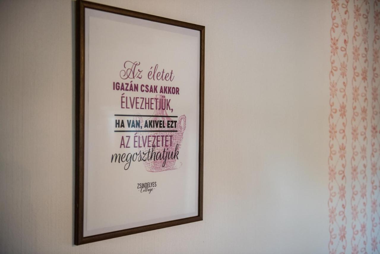 Zsindelyes Cottage Erpatak Luaran gambar