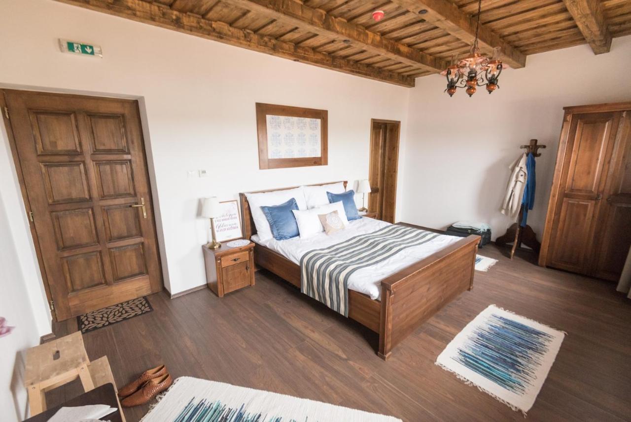 Zsindelyes Cottage Erpatak Luaran gambar