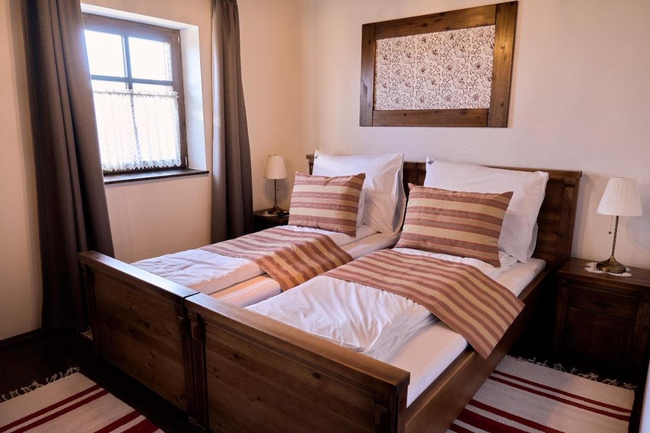 Zsindelyes Cottage Erpatak Luaran gambar